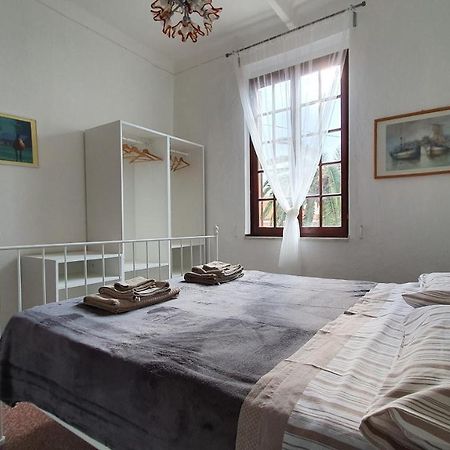 Casa Indipendente A 200 Metri Dal Mare Apartment Вараце Екстериор снимка